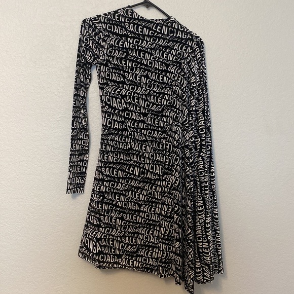 Balenciaga Logo Wave Stretch Fabric Velvet One-Sleeve Dress - size 36 - Picture 3 of 3